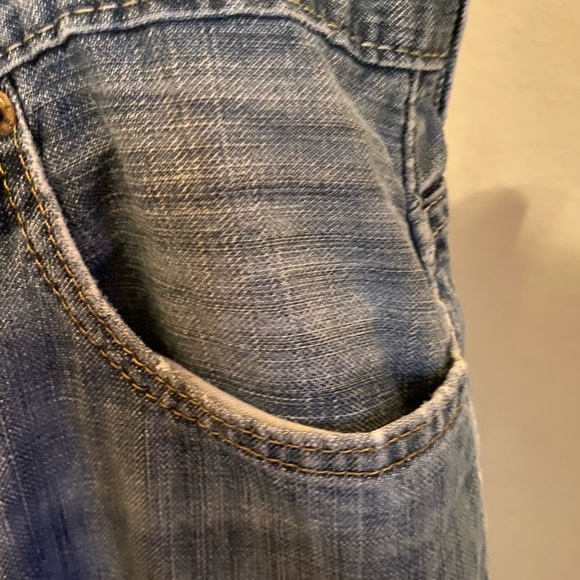 Levi’s distressed jeans - Picture 6 of 9